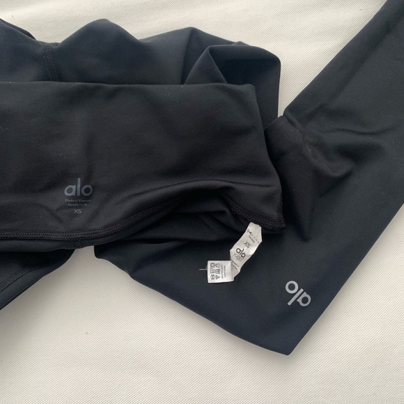 High-Waist Rise Legging - Picture 2 of 2